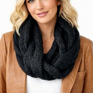 SIMPLY VERA Knit Infinity Scarf Winter Wear Mini Sequins Black Silver Sparkles